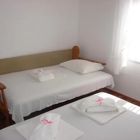 아파트 Apartman Andelici